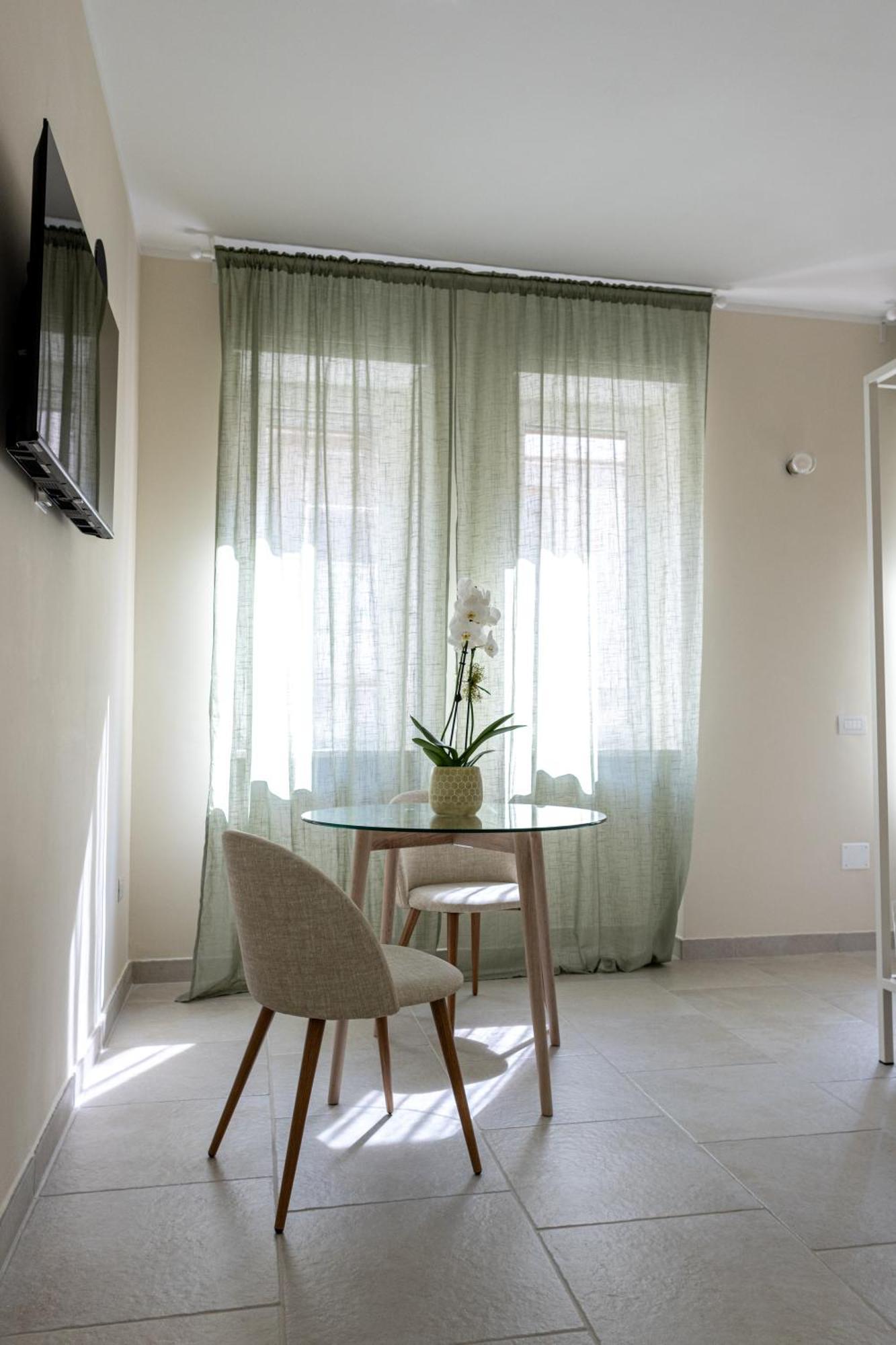 Oronti Accommodations Lecce Exterior foto